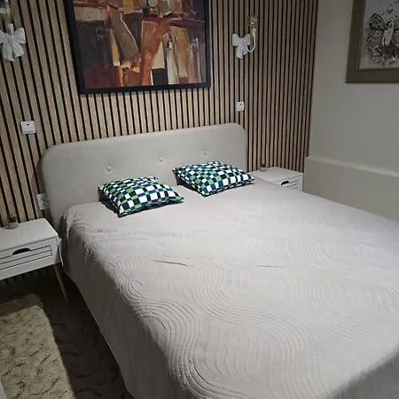 La Trei Surori דירה *