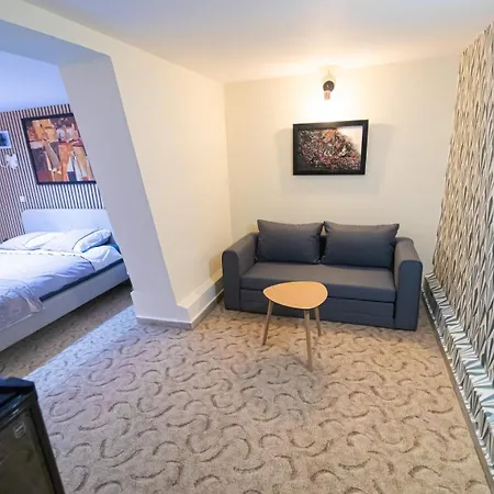 דירה La Trei Surori בראשוב