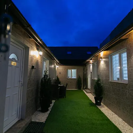 La Trei Surori דירה בראשוב