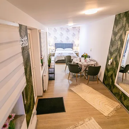 Apartament La Trei Surori *