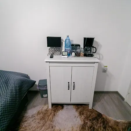 La Trei Surori דירה בראשוב