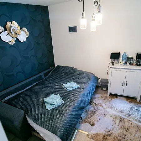 La Trei Surori דירה בראשוב