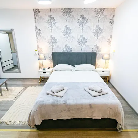 La Trei Surori דירה *